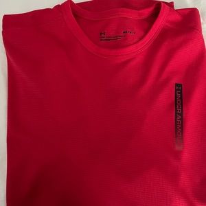 Under Armour Men’s short sleeve shirt